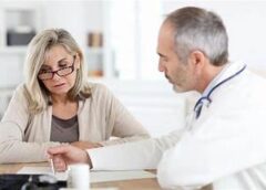 These 24 Doctors Ignored Female Patients, And You’ll Be Shocked By Their Unbelievably Unprofessional Actions